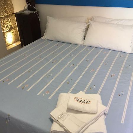 Le Soste Di Finzia Bed & Breakfast ลิกาตา ภายนอก รูปภาพ