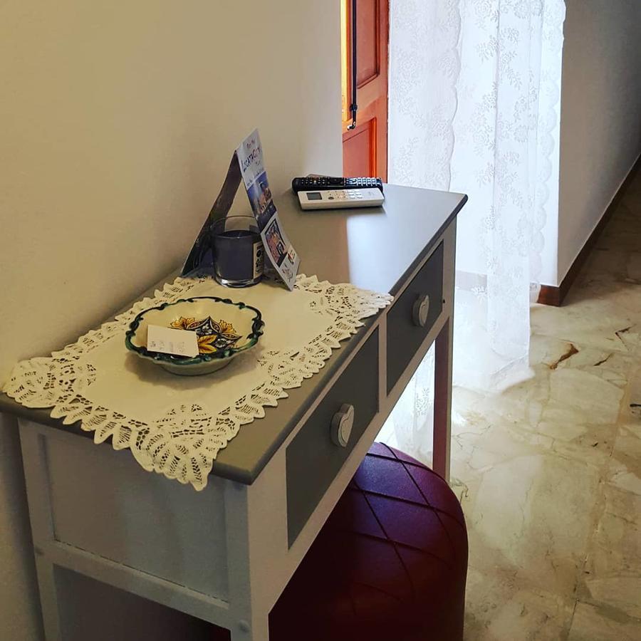 Le Soste Di Finzia Bed & Breakfast ลิกาตา ภายนอก รูปภาพ